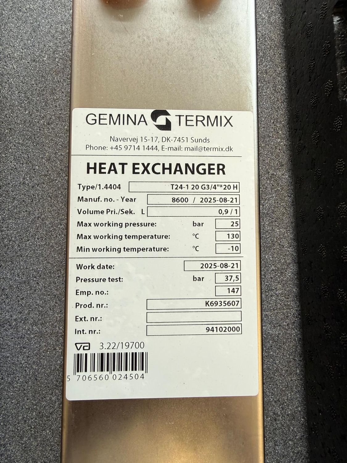 94202000 - T-24-H 20  3/4" Heat Exchanger with Insulation