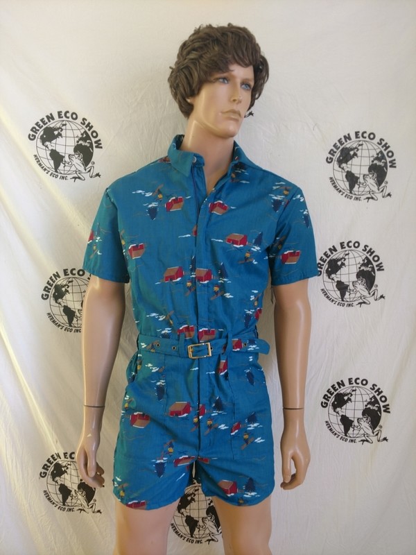 Mens Romper Cabins Skiers M -L  Hermans USA