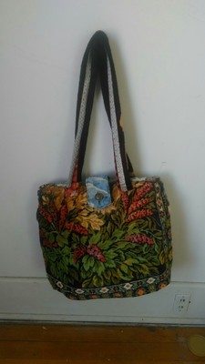 Carpet bag Floral and Mountain hinged lined