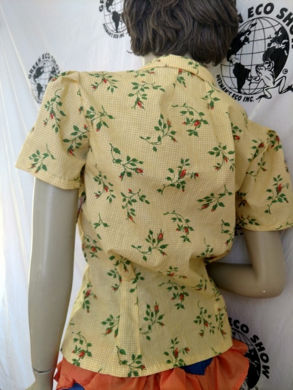 Womens Blouse M Rockabilly Hermans USA  check roses