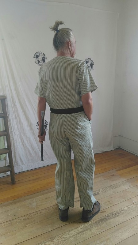 Mens Jumpsuit L blk stripe button up Hermans USA