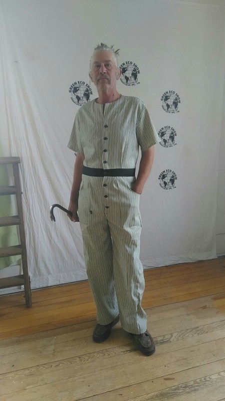 Mens Jumpsuit L blk stripe button up Hermans USA