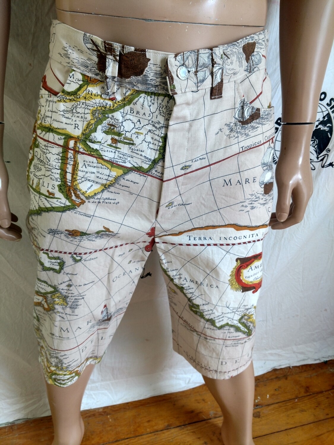Mens Shorts Pants 34&quot; world Map print Hermans  Eco USA
