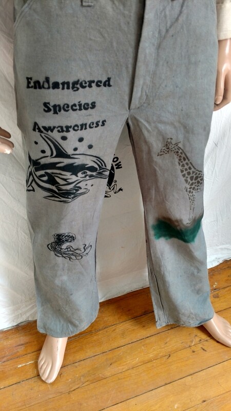 Mens Pants M 34 hermans Hemp Endangered Species giraffe dolphins