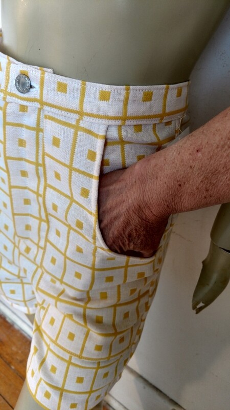 MCM womens  shorts Herman Med 28
