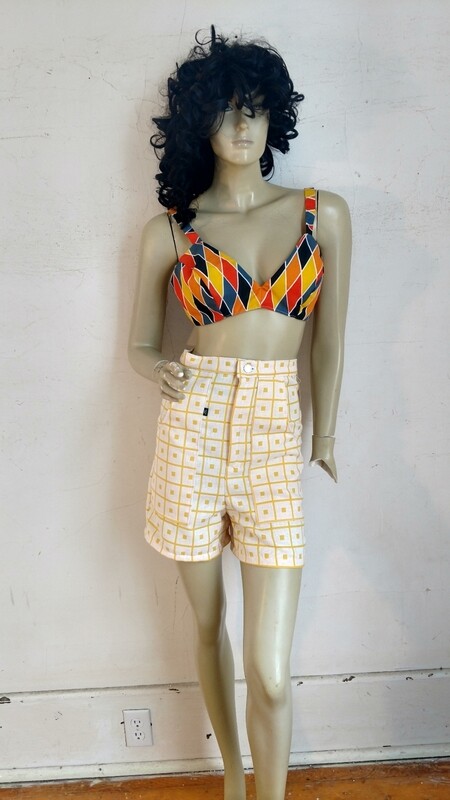 MCM womens  shorts Herman Med 28