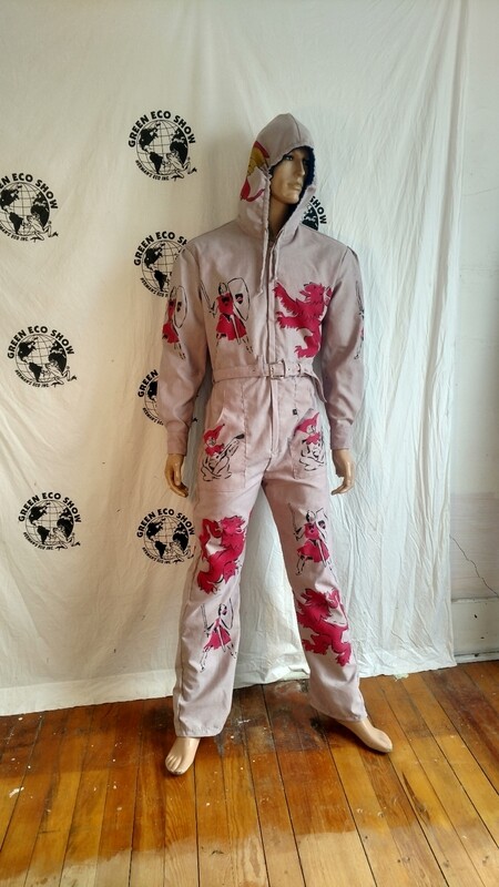 Knight Griffin Hoodie mens Jumpsuit L Hermans USA