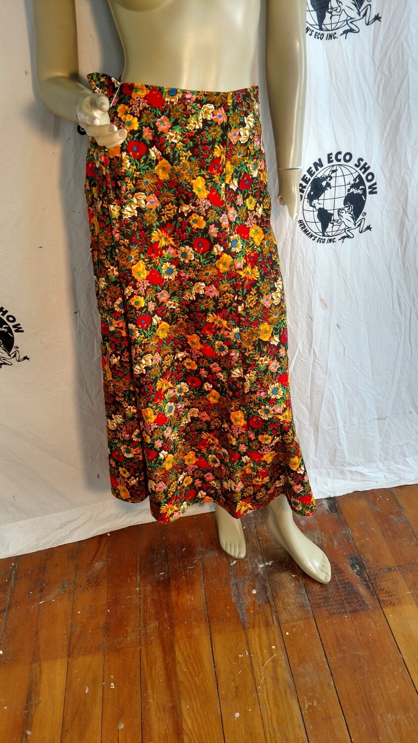 Flowered long skirt med Hermans USA