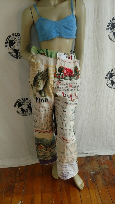 Calendar pants womens L Hermans houses