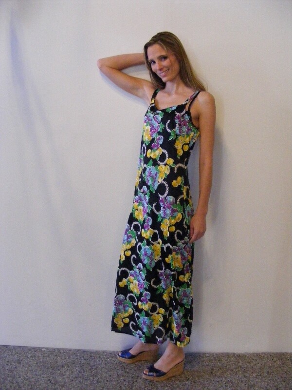 Black Flowered Evening  Gown Dress M  Hermans