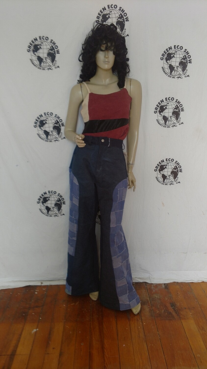 Womens bells jeans 31 x 32 wide leg Hermans Eco USA