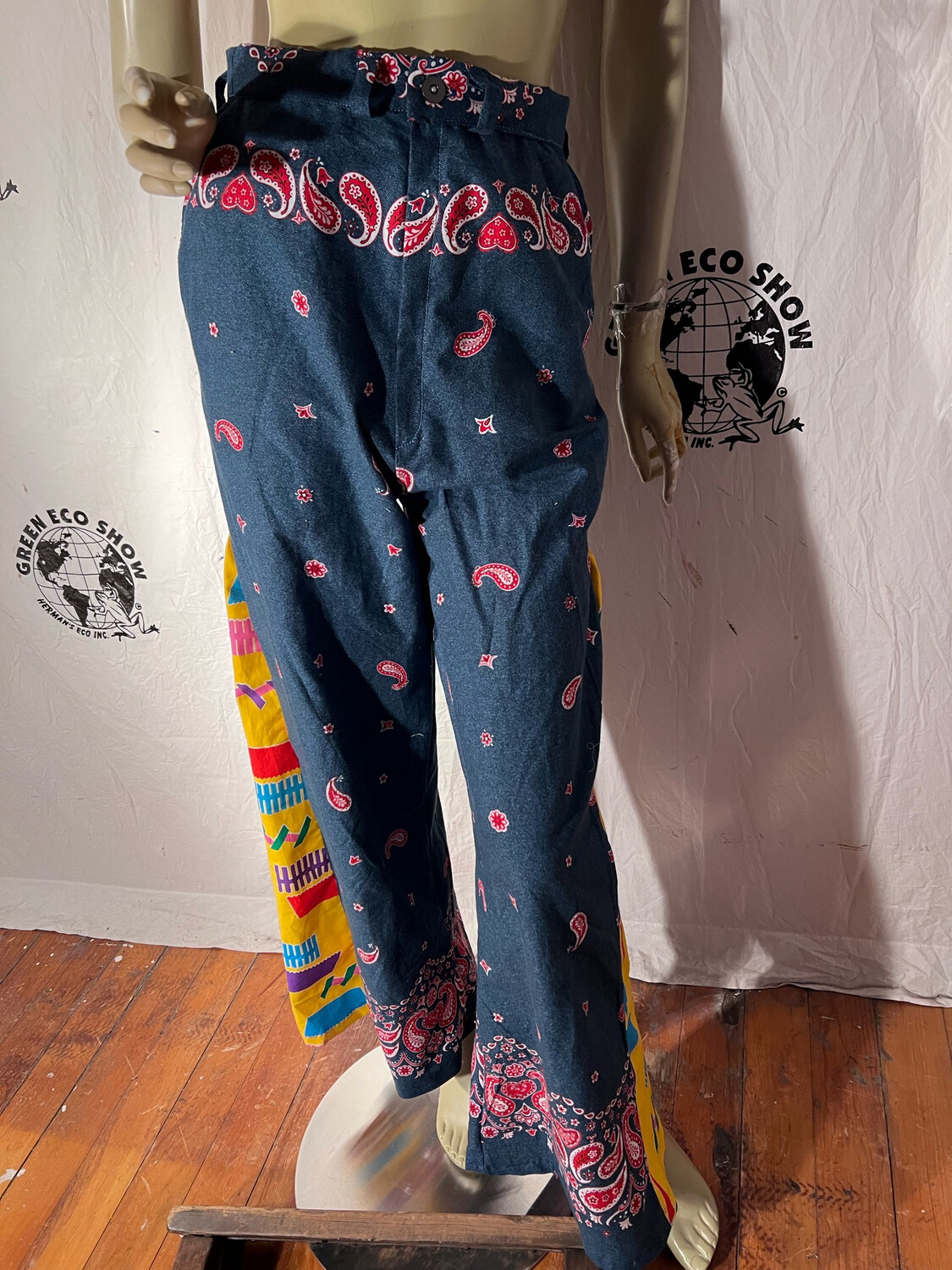 Womens Bell Bottoms Pants Med Hermans