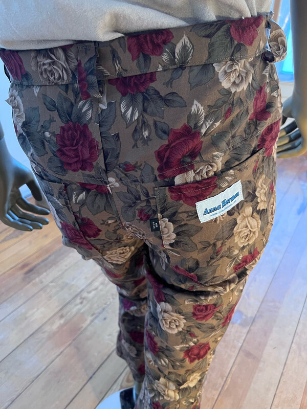 Mens Flowered Bells Jeans 33 “ Anna Herman