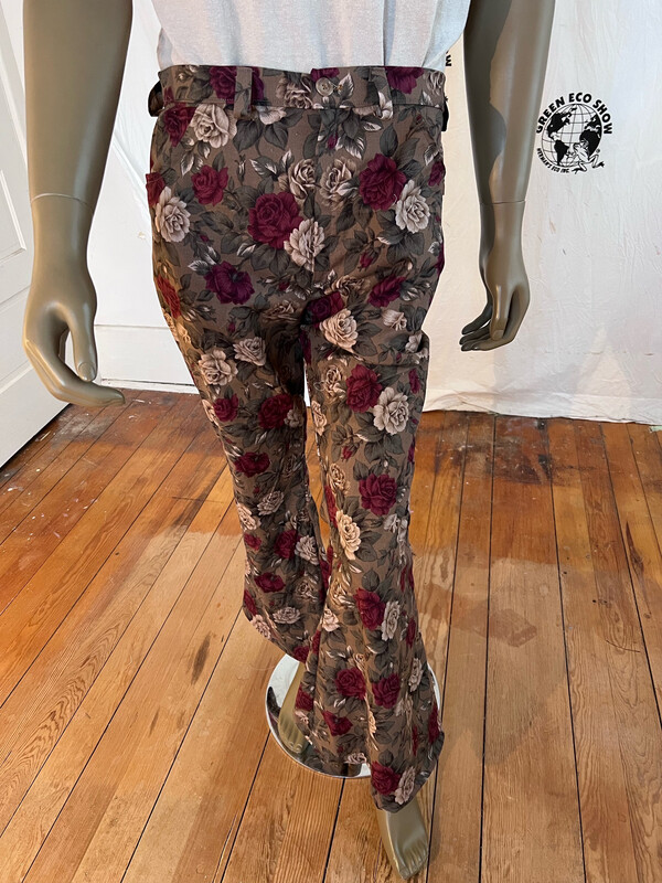 Mens Flowered Bells Jeans 33 “ Anna Herman