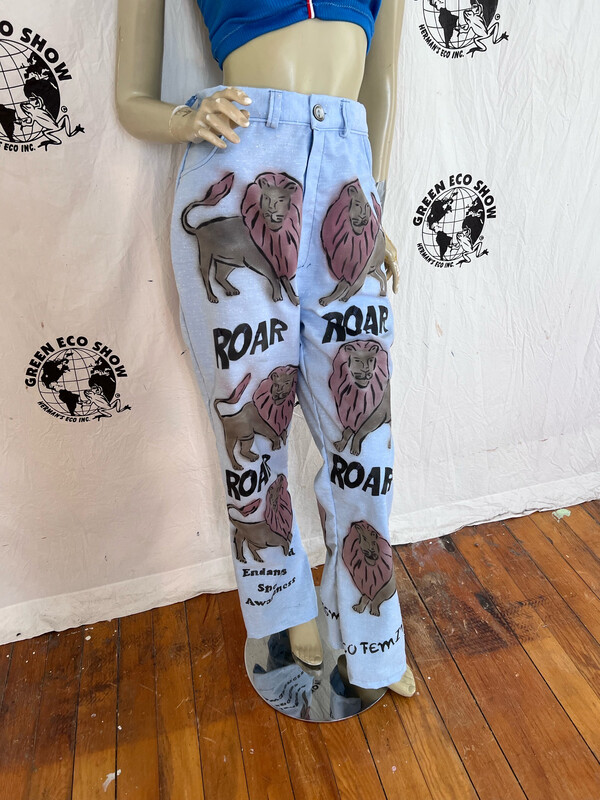 Womens Lion Pants High Waisted L 31” Painted Hermans