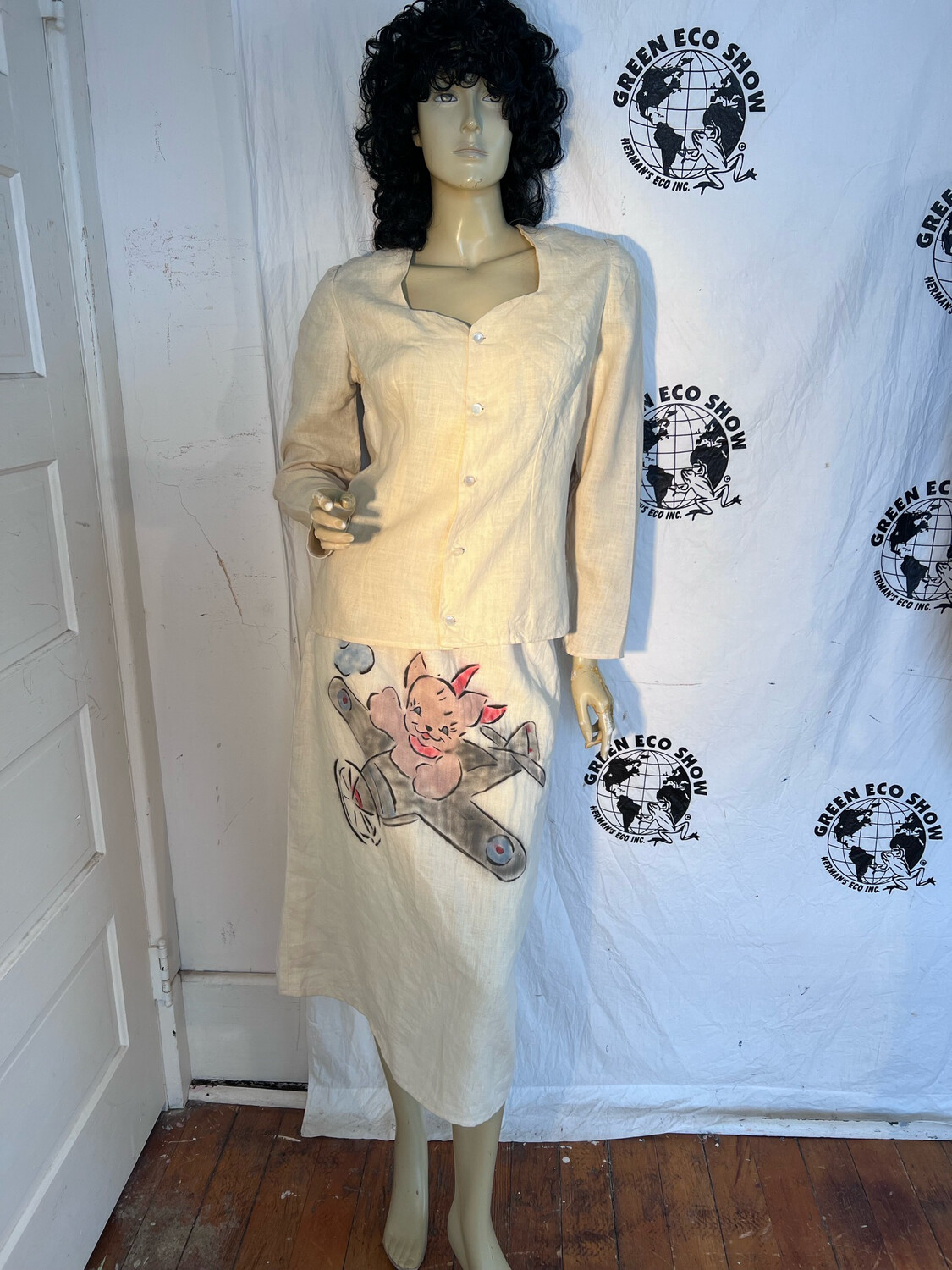 Top And Skirt Hermans Hemp s To m Graphic Bear In Plane