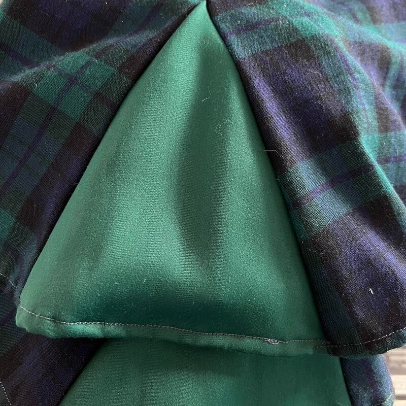Women's Plaid wool insert Skirt 29" W by Herman