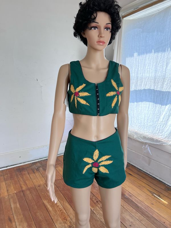 Women’s top shorts Set S Moss Stitch Embroidered