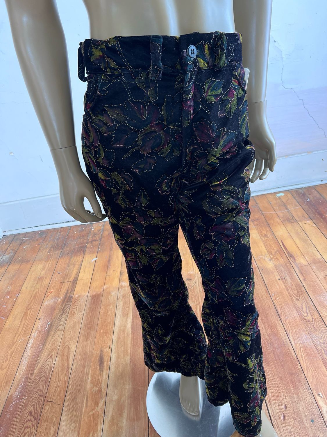 Black Velvet Print Bells Bottom Men’s Pants By Herman 32-34