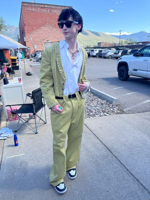 Men’s Studded Western Or motorcycle suit 41 34 X 31 Men’s Studded Western Or motorcycle suit 41 34 X 31