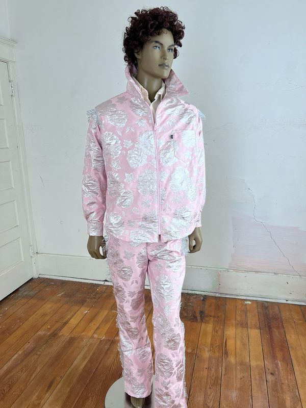 Mens Pale Pink Silver Roses Rapper Suit 42 L 36 X31 By A Herman USA