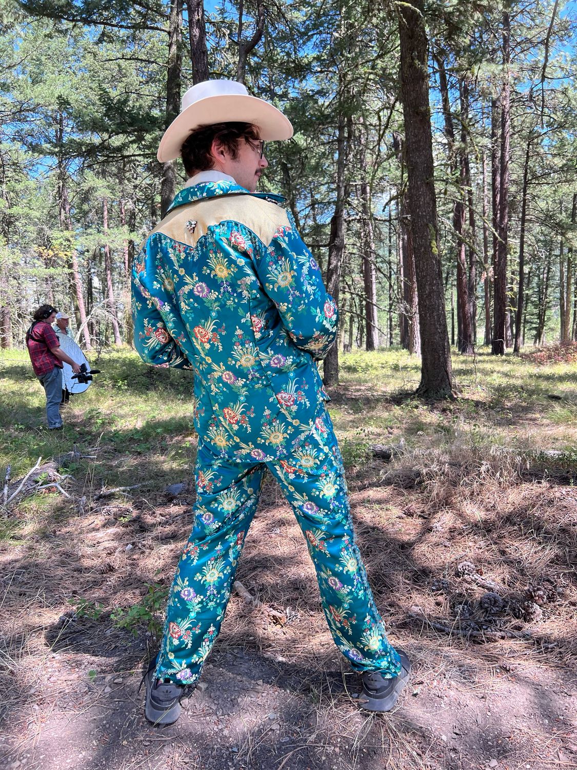 Mens silk Western Suit set sz 40 by Anna Herman fringe trimed