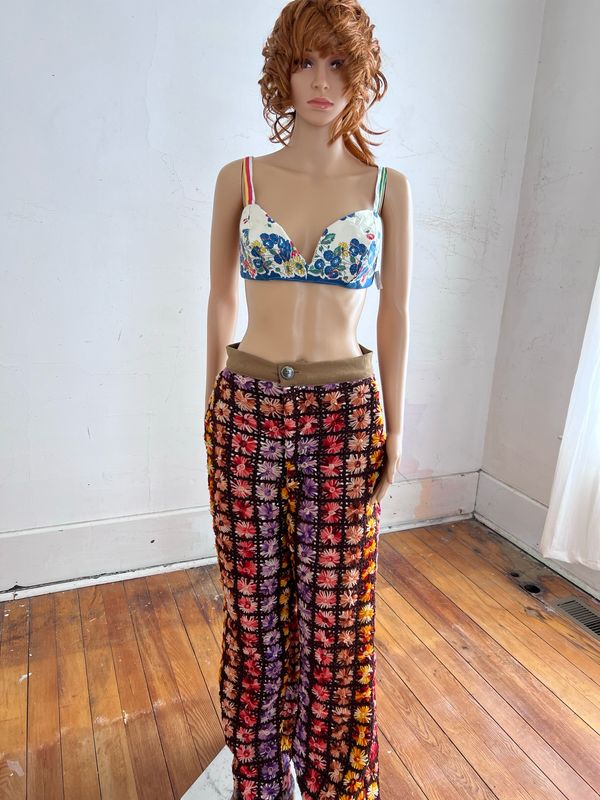 Women’s Crochet Lined Flower Pants Med USA