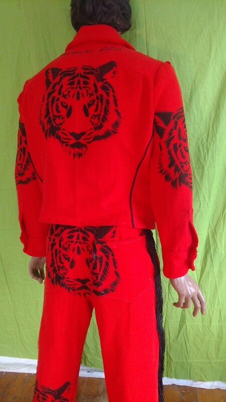Mens Tiger Suit 42 tricked out Hermans USA