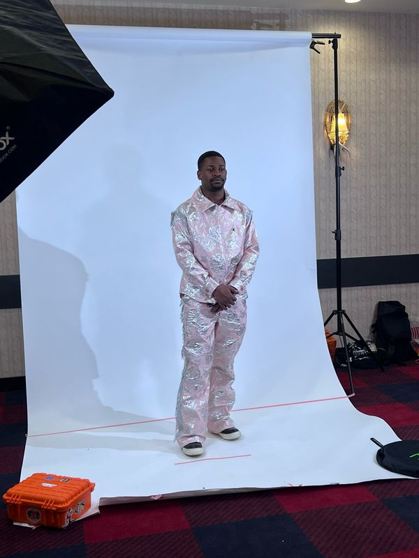 Mens Pale Pink Silver Roses Rapper Suit 42 L 36 X31 By A Herman USA