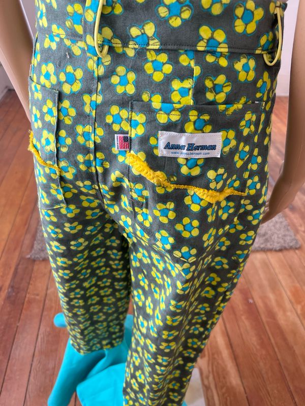 Flowered Bell Bottoms Women’s 29” Herman’s