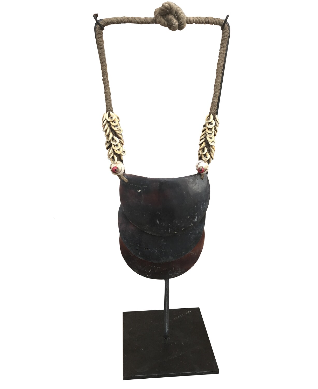 Kina-shell Necklace Custom-Made in Indonesia