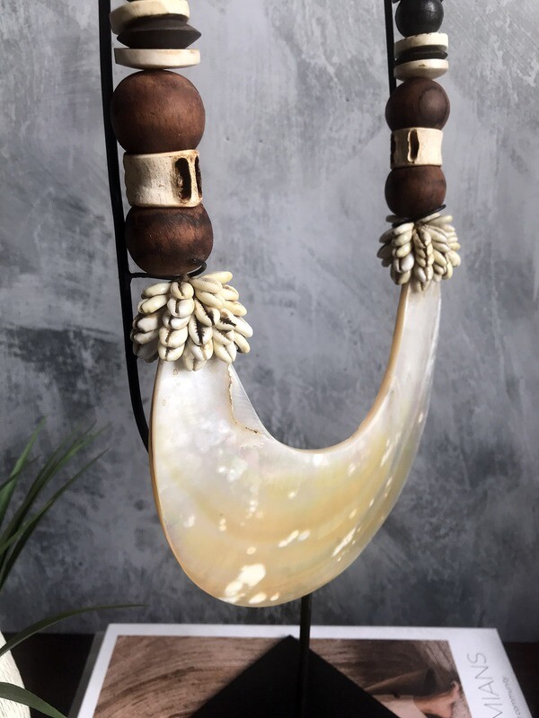 Papua Bead Necklace - White Shell