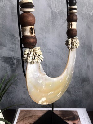 Papua Bead Necklace - White Shell