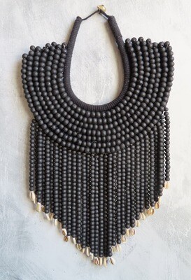 Beaded &amp; Shell Wall Collar - Black