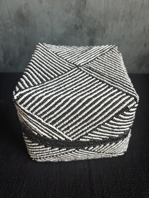 Black/White Beaded Box 5