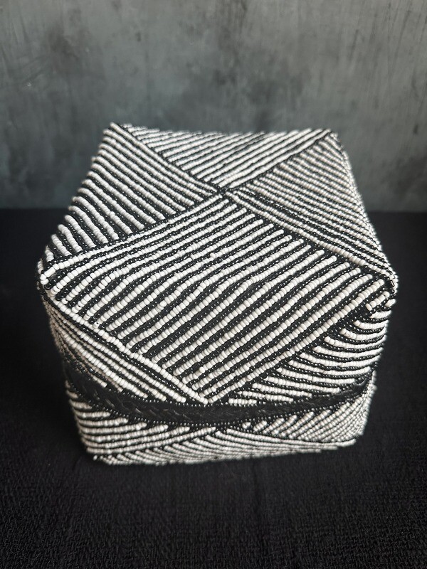 Black/White Beaded Box 1