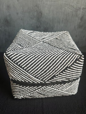 Black/White Beaded Box 3