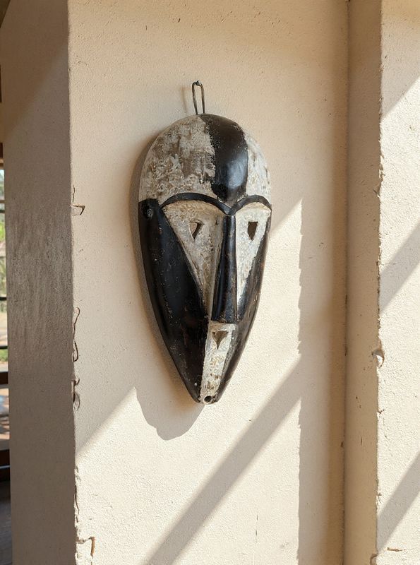 Vintage African Mask - Providence Unknown