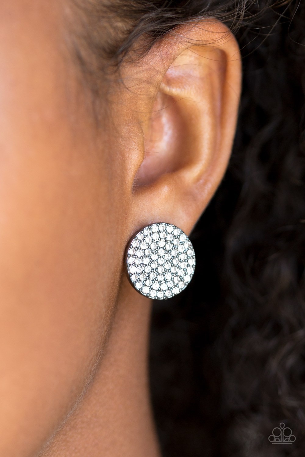 Radiant Ripples Black-N