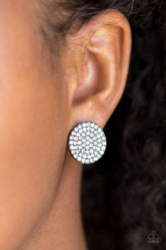 Radiant Ripples Black-N
