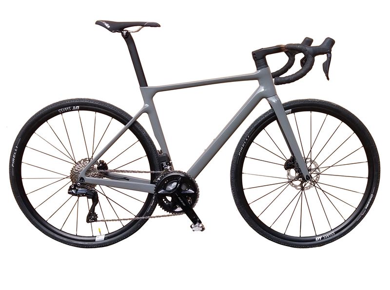rent GRAVEL bicycle