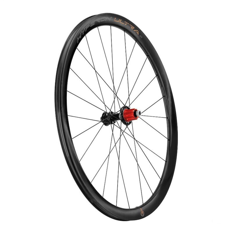 wheels / tires