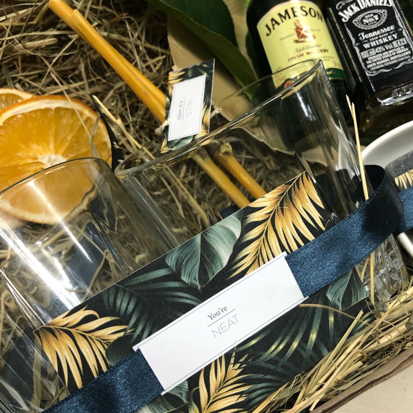 WHISKEY BUSINESS BOX