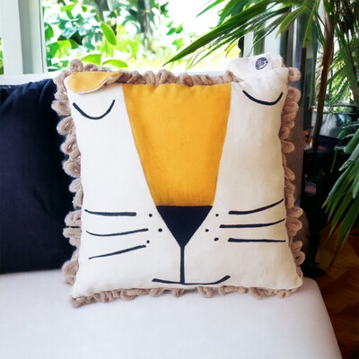 Lion pillow