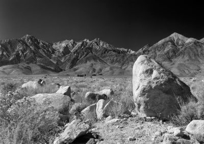 Alabama Hills - To Mount Wiliamson from Lone Pine, California