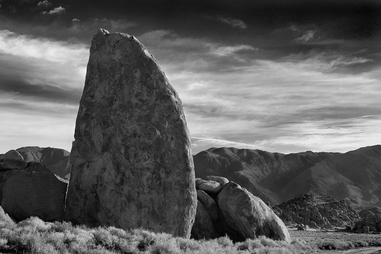 Sail Rock, Lone Pine - California