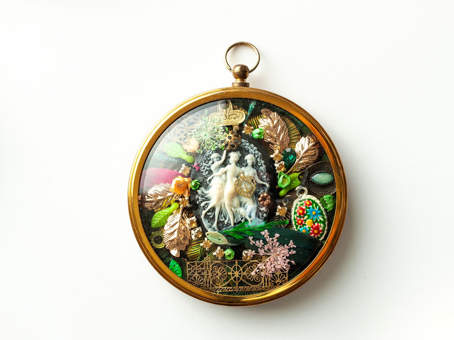 Wall Pendant - Sister Full Joy II