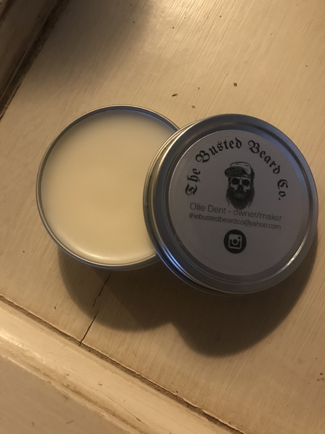 2 oz. tin/beard balm / Scent: the Lumberjack