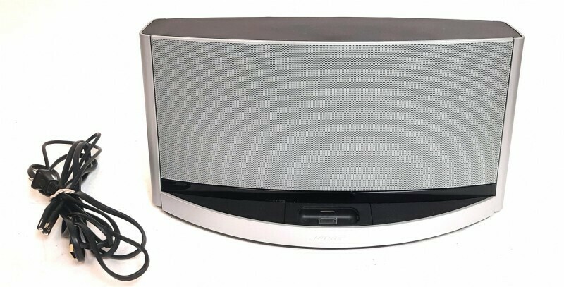 Bose SoundDock 10 Digital Music System with OEM Bluetooth Adapter