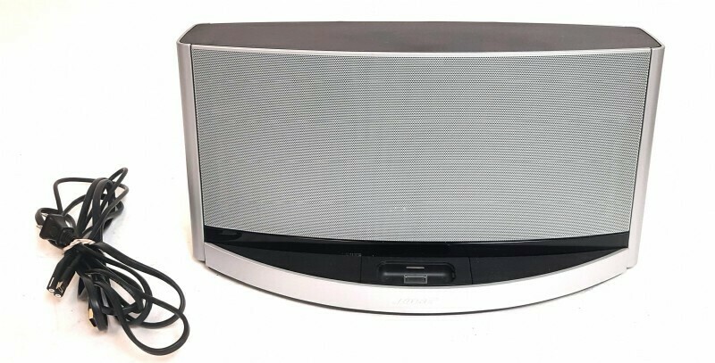 Bose SoundDock 10 Digital Music System with Bluetooth Adapter